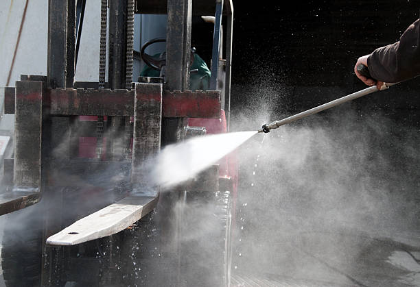 Best Oil Spill Cleanup  in Woodward, IA